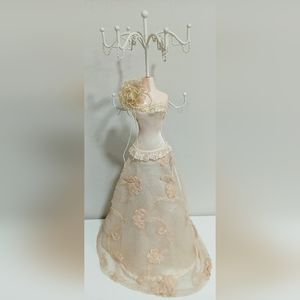 Manequin Jewelry/Earring Stand/Organizer